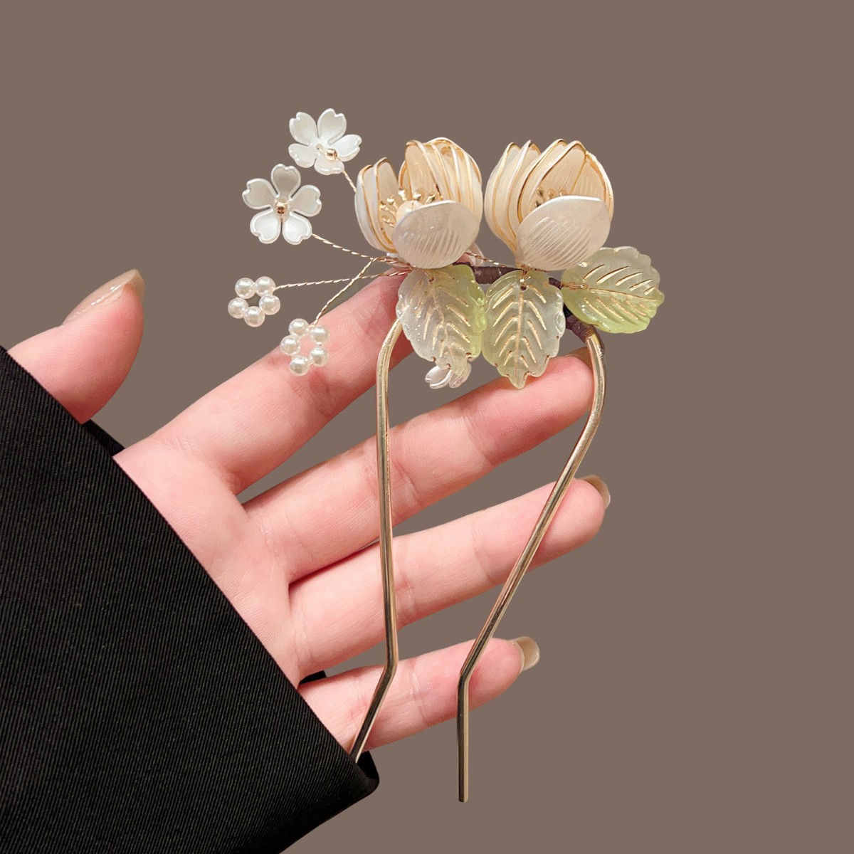 Magnolia U-shaped Hairpin, Wra - Supply Florist 评论和价格